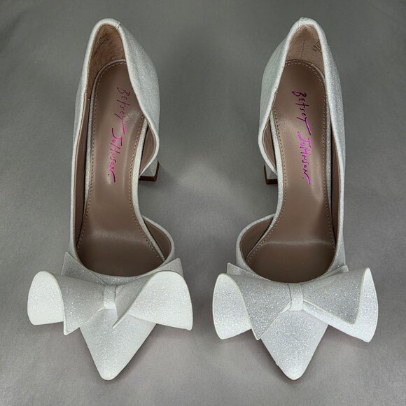 Betsey Johnson Women's Nobble Sculpted Bow Pumps - Ivory Sparkle - Picture 3 of 10